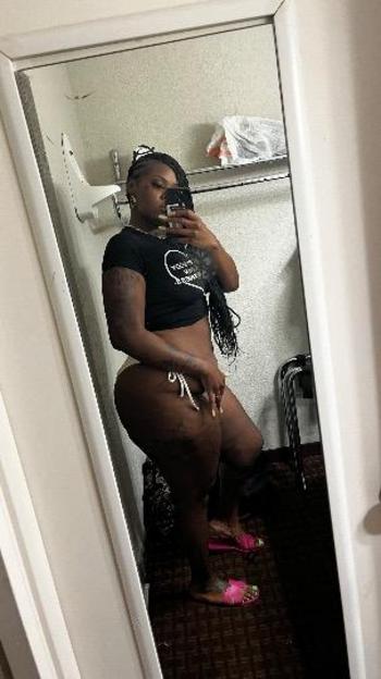 Honey, 27  female escort, Palmdale