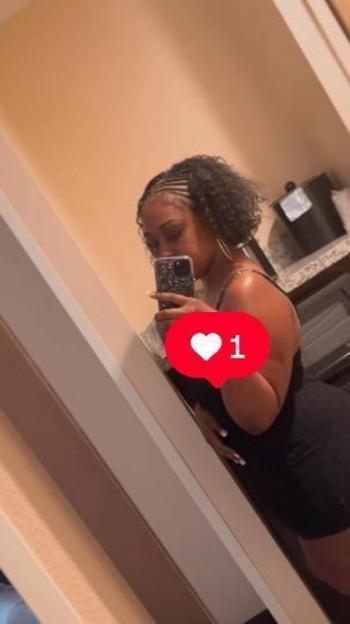 Rose, 24  female escort, Palmdale
