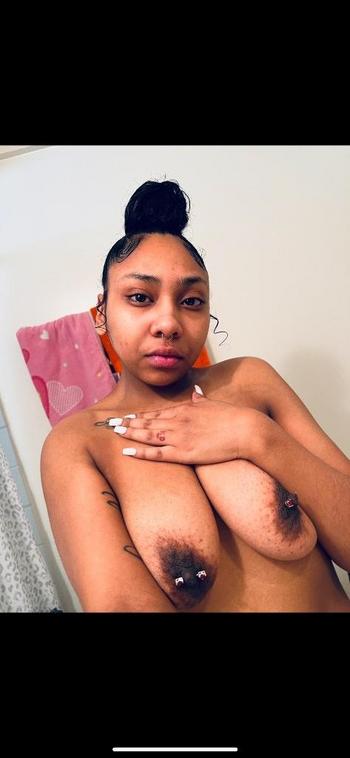 Xamira, 30  female escort, Palmdale