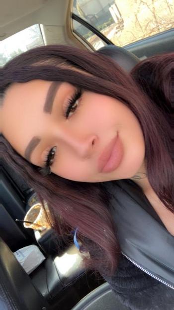 Roseyy, 23  female escort, Palmdale