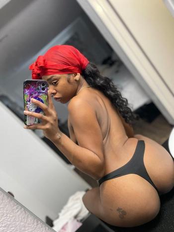 Cherry, 22  female escort, Palmdale